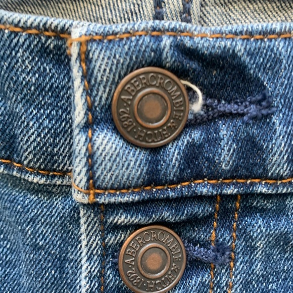 Abercrombie and fitch - size 36S - mom high rise - plus size (22/24) - Picture 2 of 5